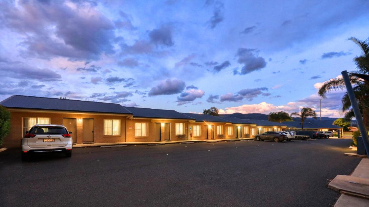 Edward Parry Motel And Apartments Tamworth Exterior foto